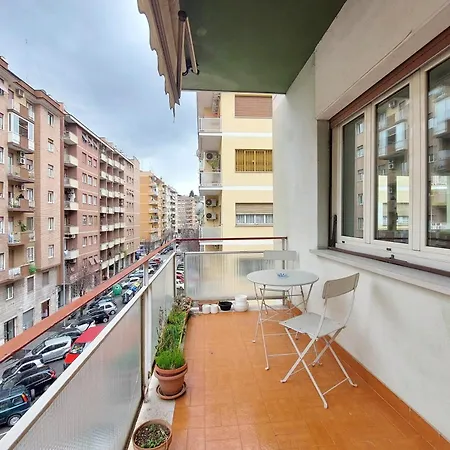 Welcome In Vatican Vista With Balcony