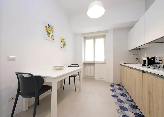 Apartment Welcome In Vatican Vista Apartment With Balcony *