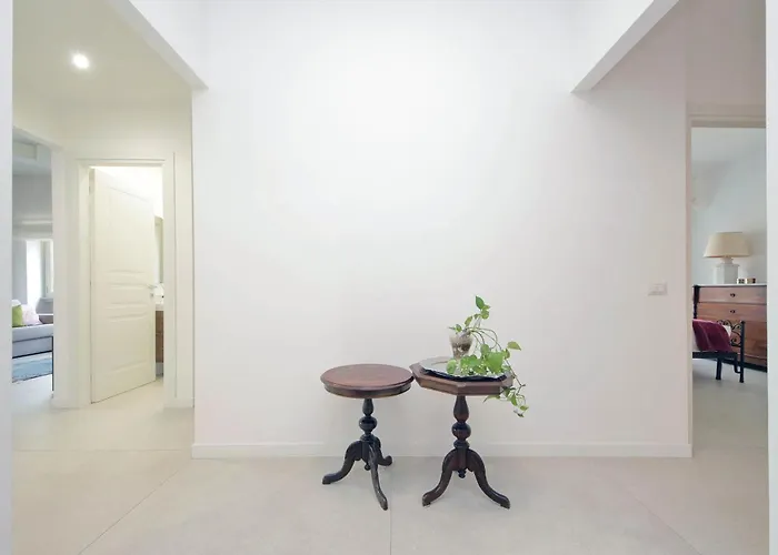 Welcome In Vatican Vista With Balcony